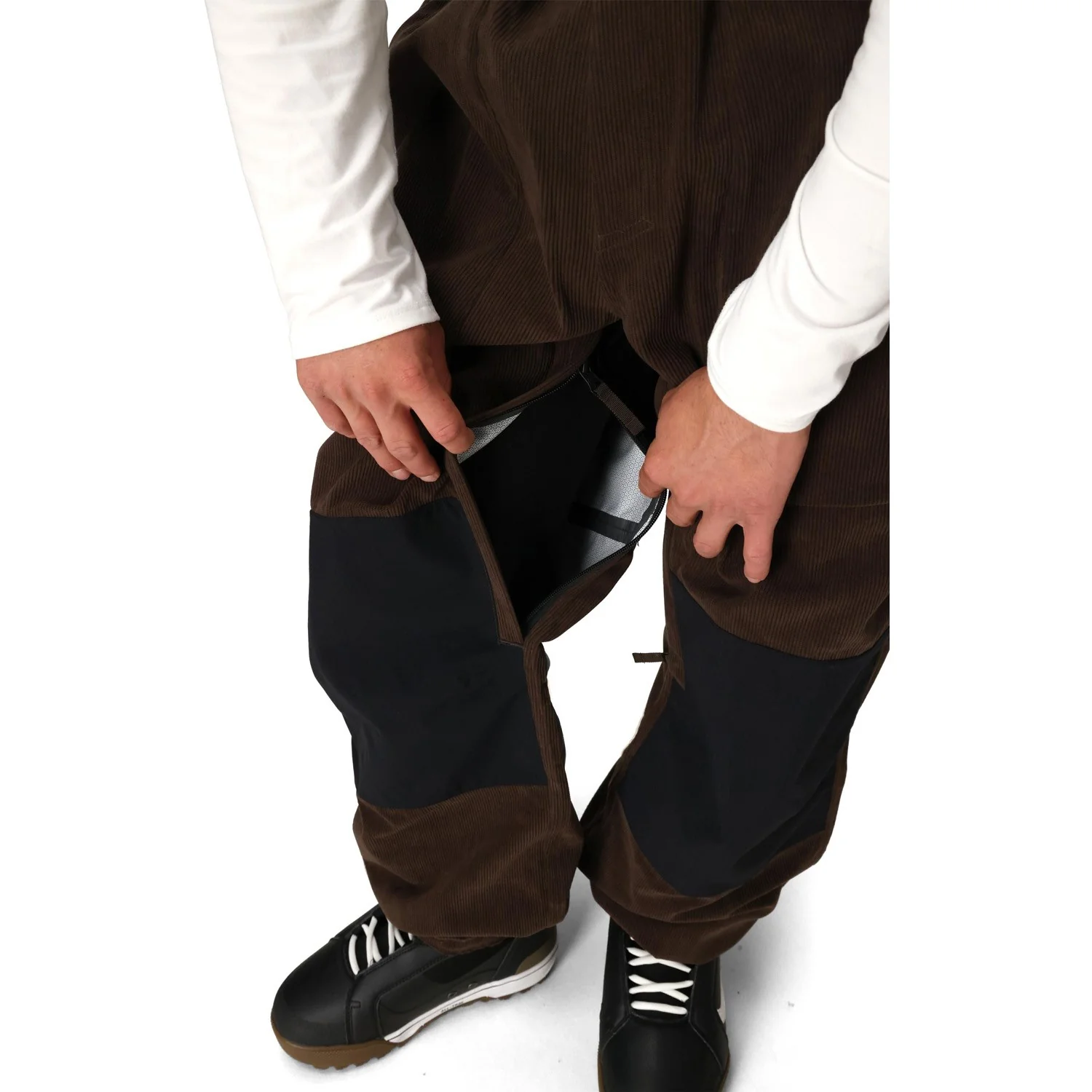 686 2.5L Ghost Pant 2026 - Men's - Image 4