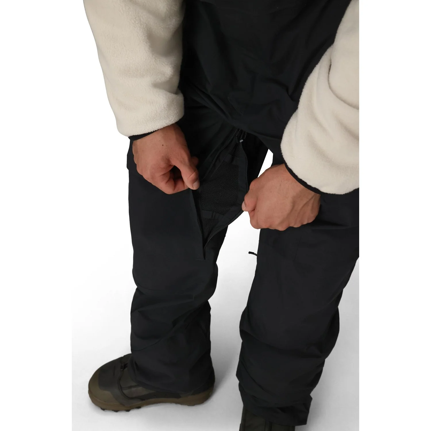 686 Gore-Tex Dispatch Shell Bib 2026 - Men's - Image 14