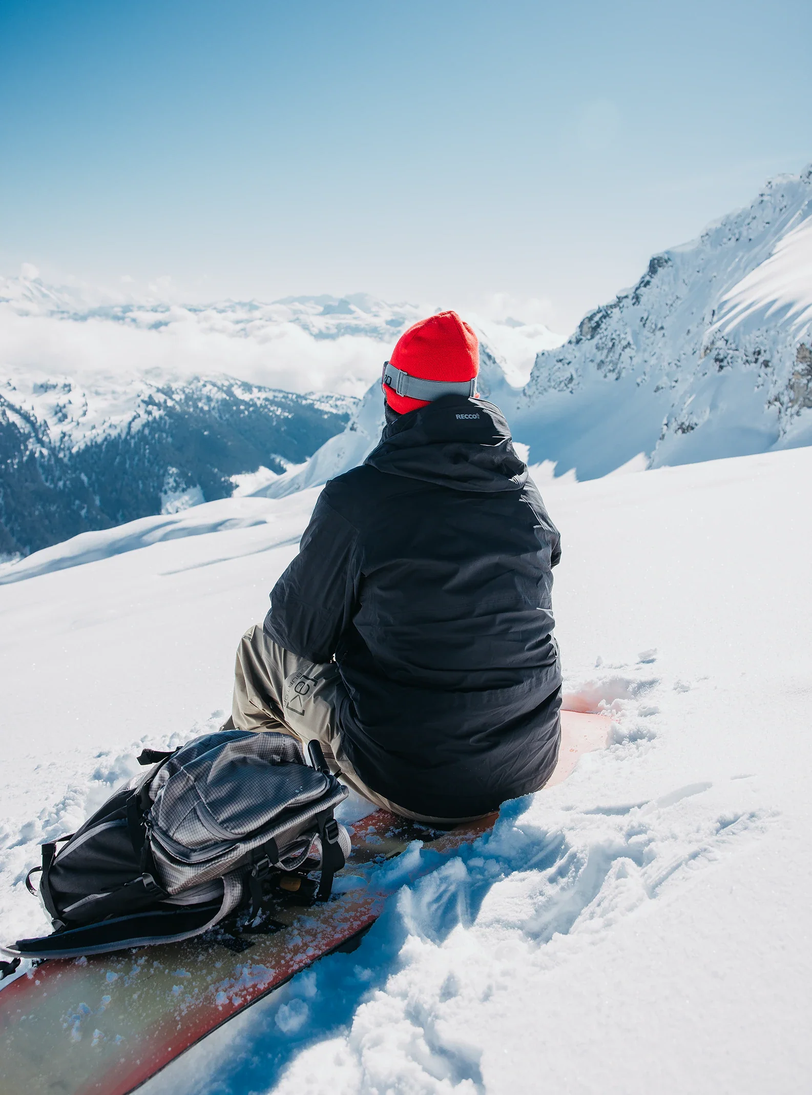 Burton AK Gore-Tex Hover 3 Layer Stretch Jacket 2025 - Image 2