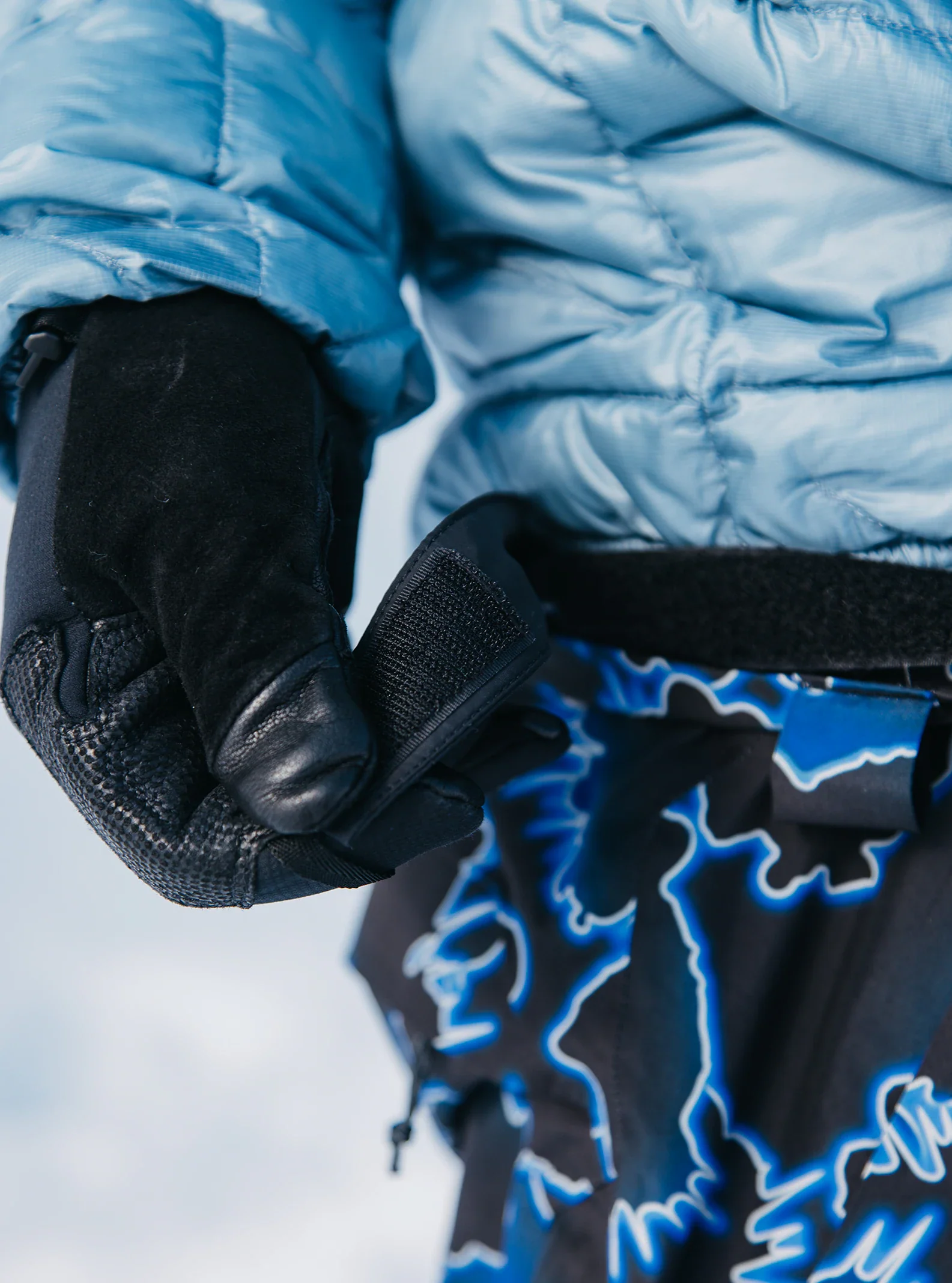 Burton AK Gore-Tex Swash Pant 2025 - Men's - Image 11