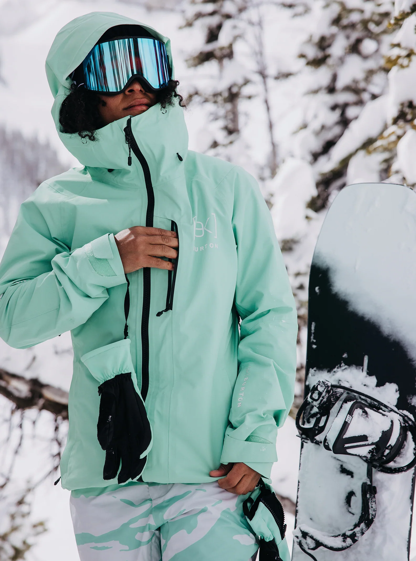 Burton AK Upshift Gore-Tex Jacket 2025 - Women's - Image 19