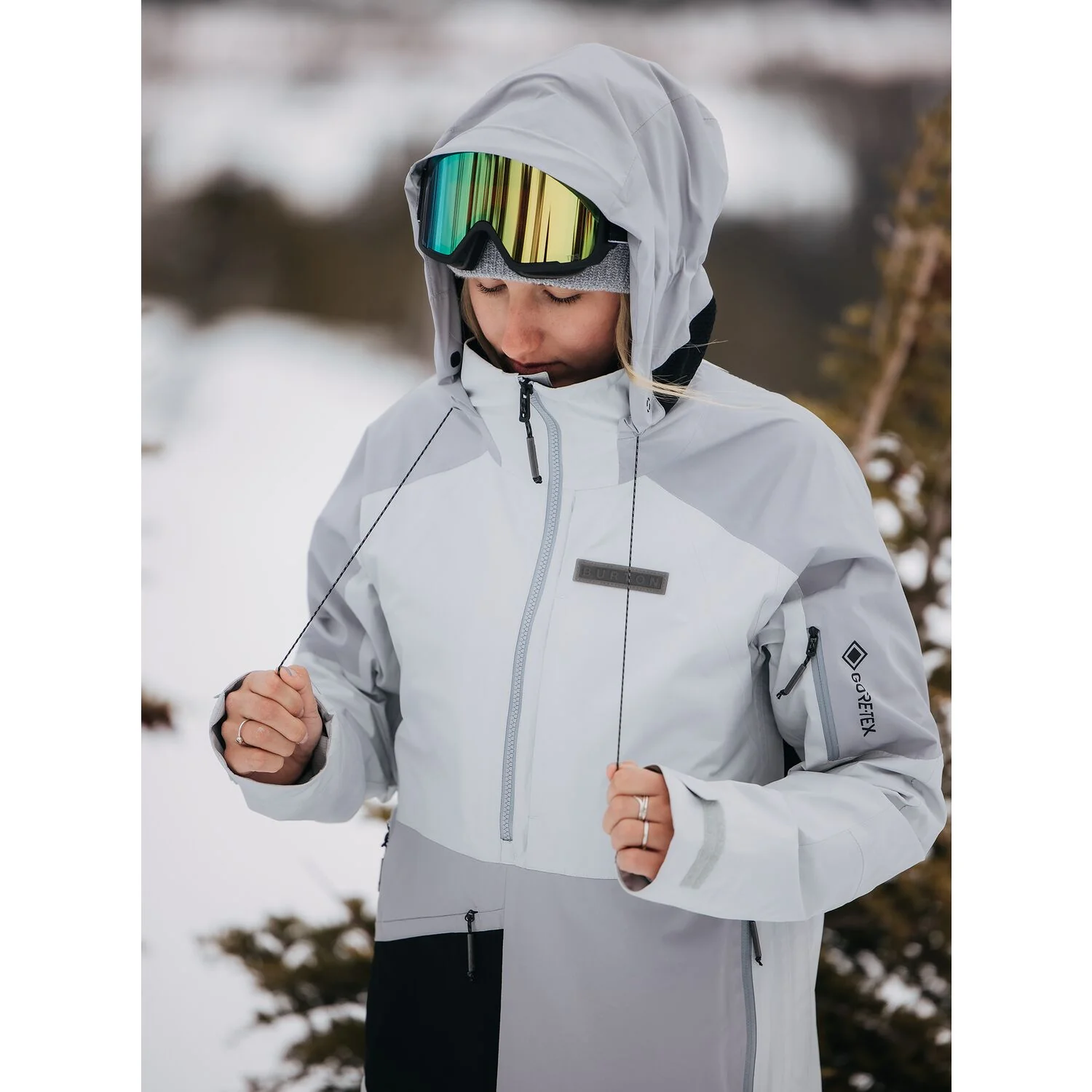 Burton Carbonate Gore-Tex 2L Anorak Jacket 2023 - Women's Snowboard Jacket - Image 2