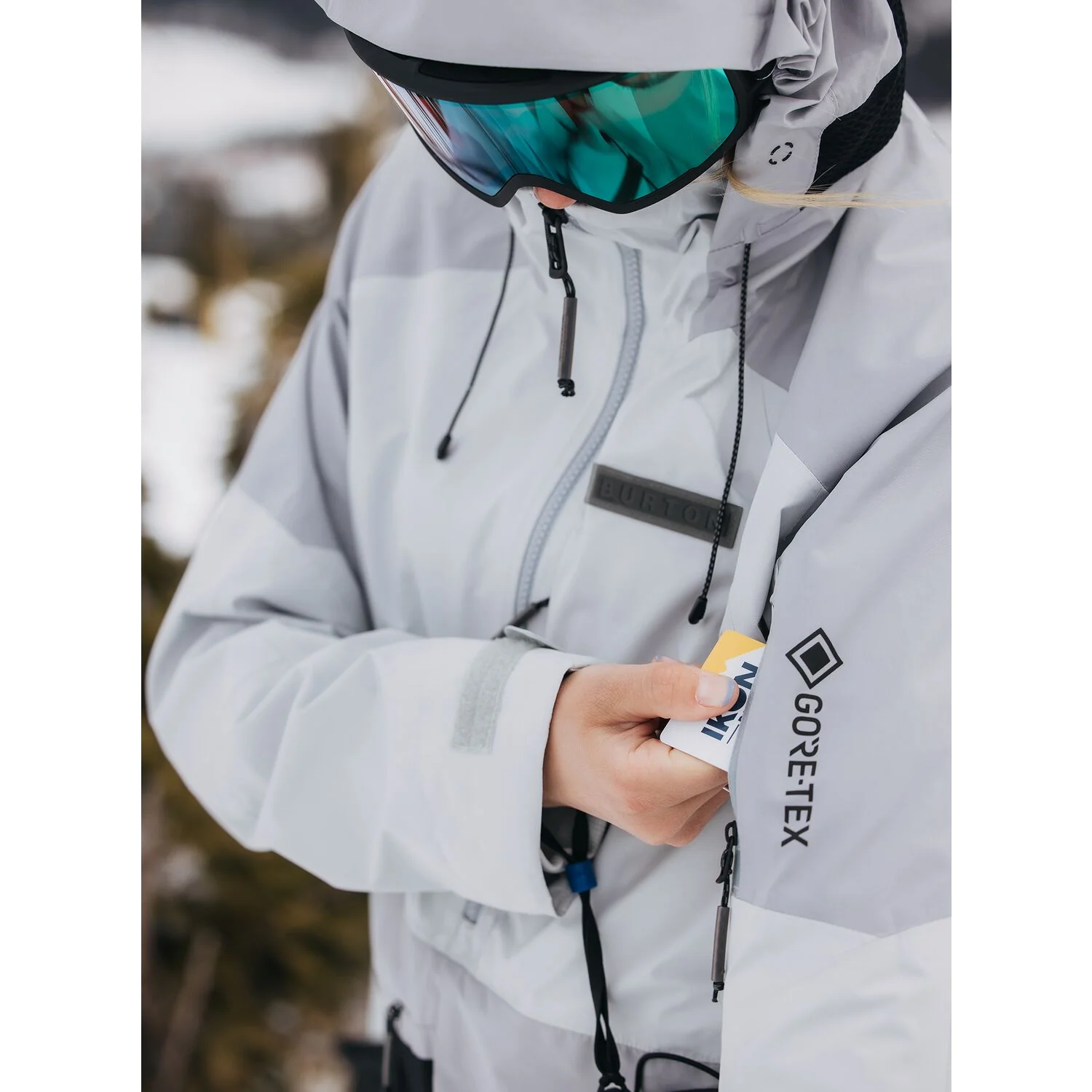 Burton Carbonate Gore-Tex 2L Anorak Jacket 2023 - Women's Snowboard Jacket - Image 3