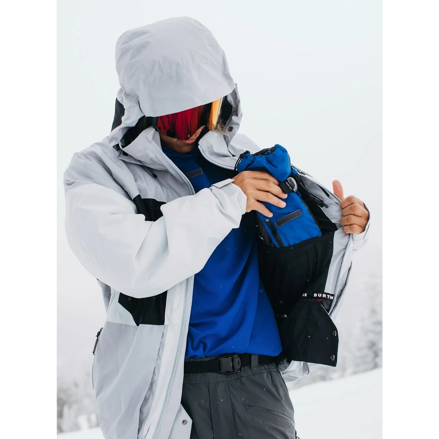 Burton Carbonate Gore-Tex 2L Insulated Jacket 2023 - Men's Snowboard Jacket - Image 4