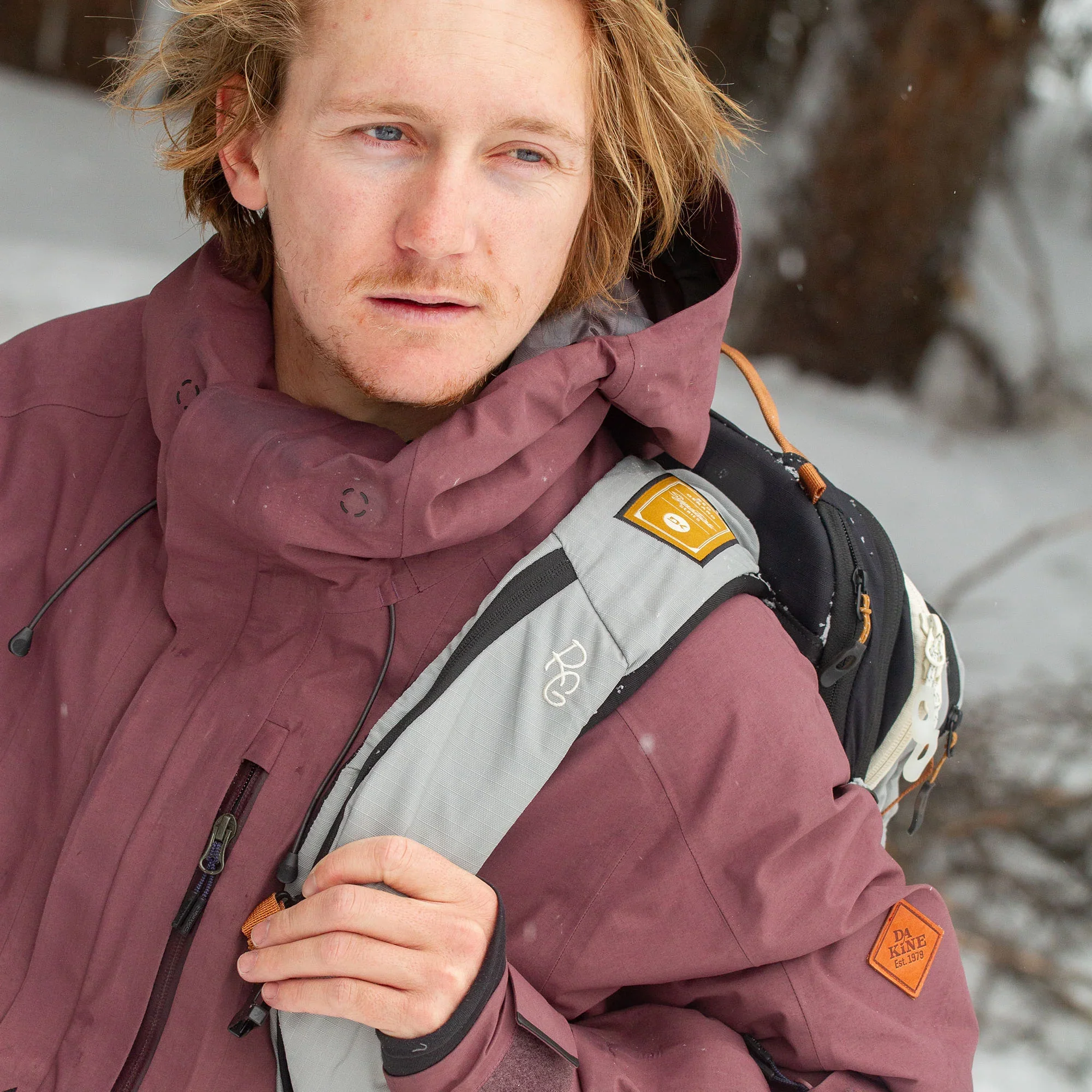 Dakine Team Poacher Backpack 22L Red Gerard 2026 - Image 7