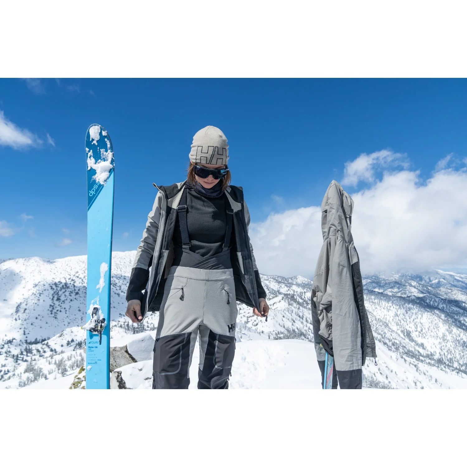 Helly Hansen Lifa Merino Midweight Crew 2026 - Women's - Image 9