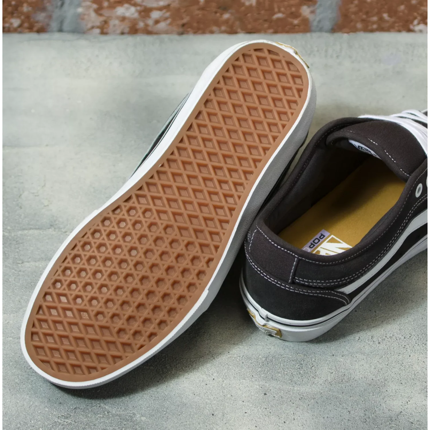 Vans Chukka Low Sidestripe (Twill) Raven/Black - Men's Skate Shoes - Image 3