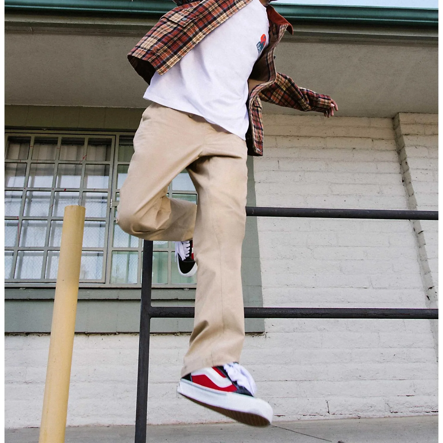 Vans Range Relaxed Elastic Pants - Men's - Image 15