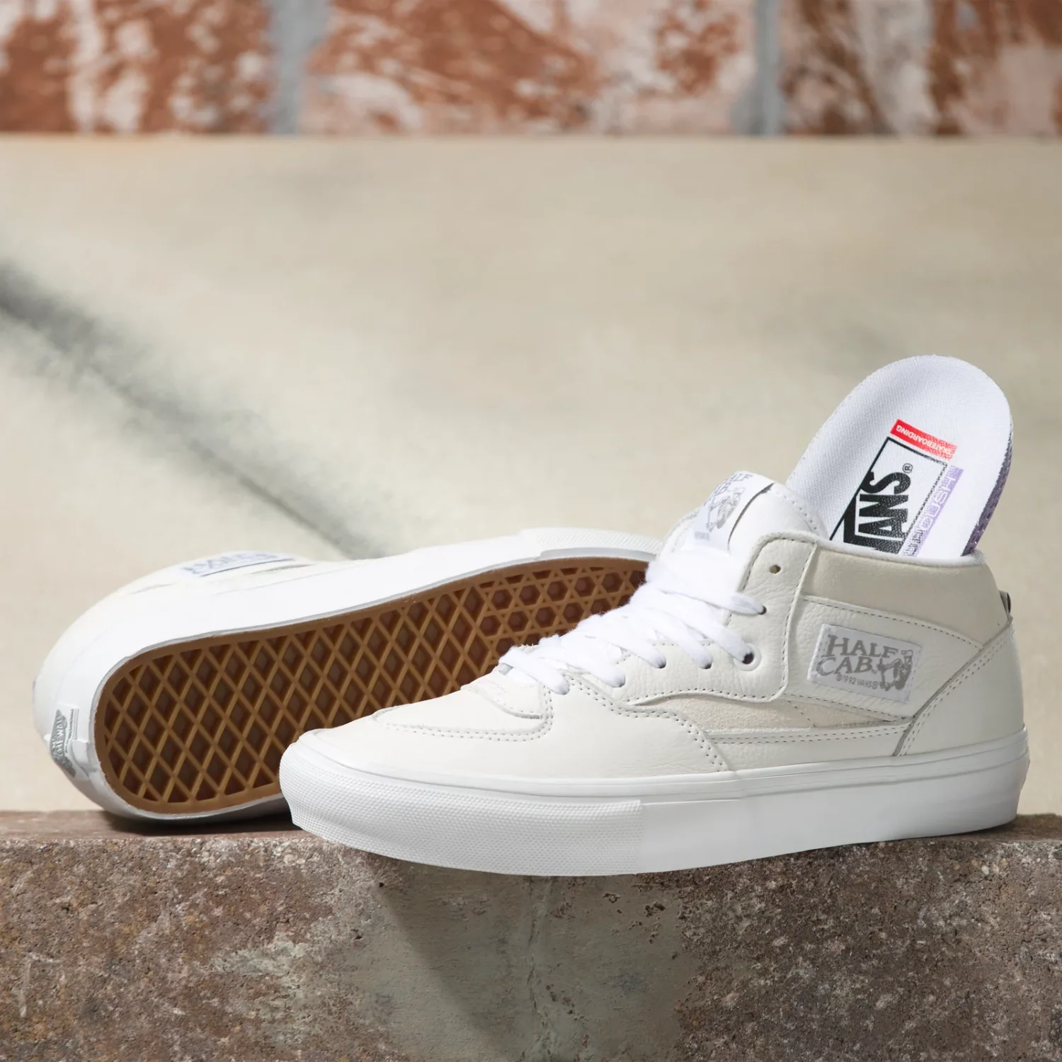 Vans Skate Half Cab Daz White/White Skate Shoes - Image 2