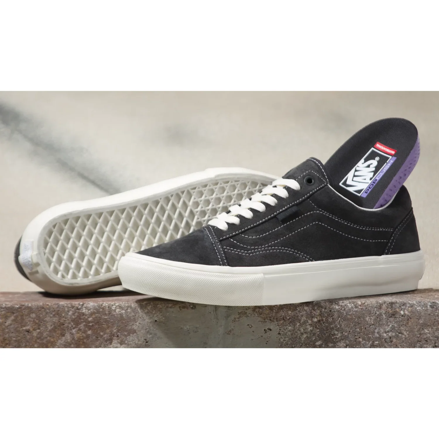 Vans Skate Old Skool Raven/Marshmallow Men's Skate Shoes - Image 2